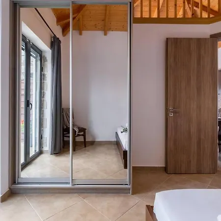 On The Sea Αγία Μαρίνα