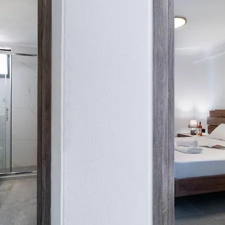 On The Sea Agia Marina (Lefkada)