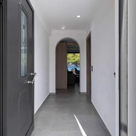 Βίλα On The Sea Αγία Μαρίνα